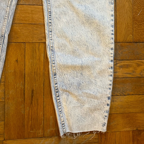 NWT Free People curvy button fly acid washed jeans - Picture 6 of 12